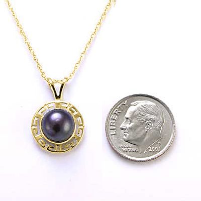 14k Yellow Gold Pearl Pendant Necklace