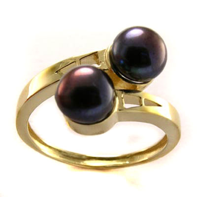 14k Yellow Gold Pearl Ring