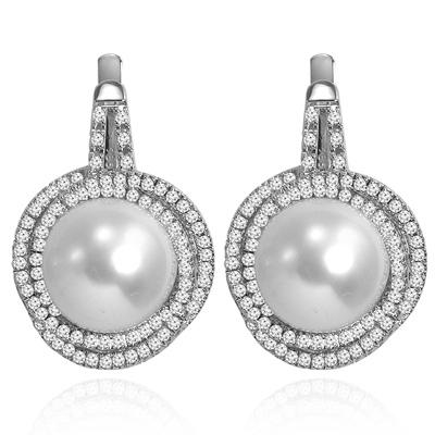 14k White Gold freshwater pearls Diamond earrings