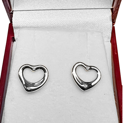 14k White Gold Heart Shaped Diamond Earrings