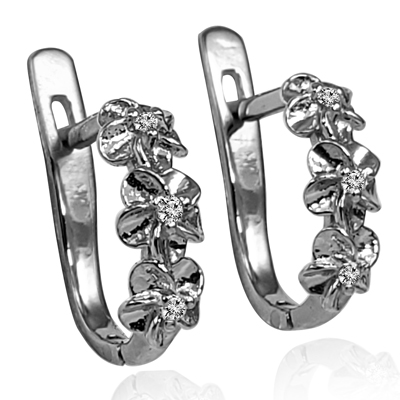 14k Gold Flower Diamond Earrings