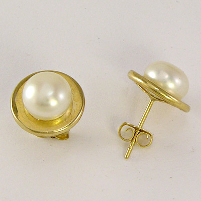 14k Yellow Gold Pearl Earrings