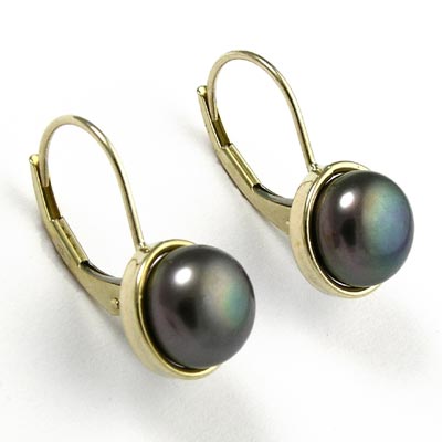 14K yellow Gold Black Pearl Earrings