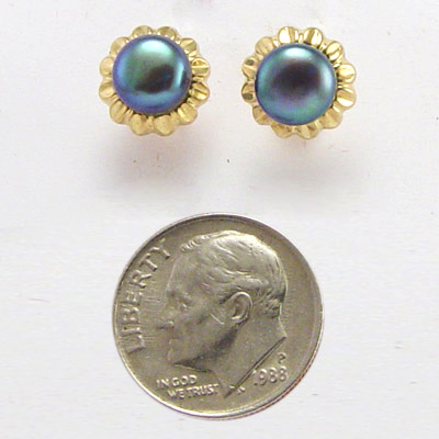14k Sunflower Black Pearl Earrings
