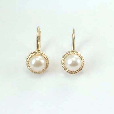 14k Gold 5.5mm Pearl Earrings