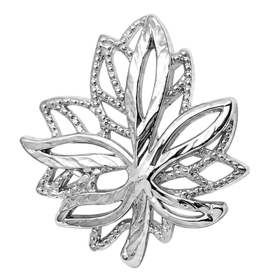 Maple Leaf Design Pendant in 14k Gold