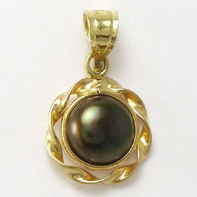 14k Yellow Gold Pearl Pendant