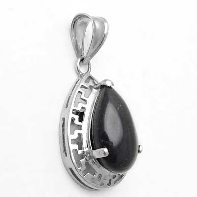 14k Gold Pear Shiny Cut Onyx Pendant