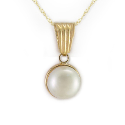 14k Gold White Pearl Charm
