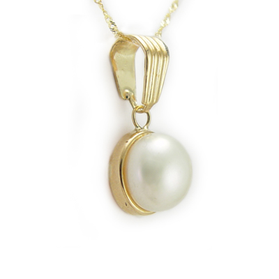 14k Gold White Pearl Charm