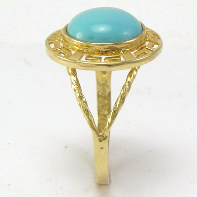 14k yellow Gold Turquoise Ring