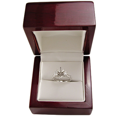 950 Platinum Diamond Engagement Ring