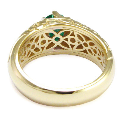 Men's 18k Yellow Gold Emerald ROCOCO design Ring