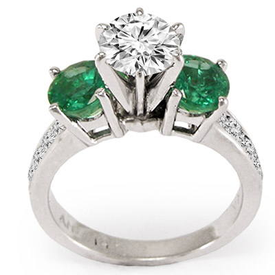 14k White Gold Diamond Emerald Ring