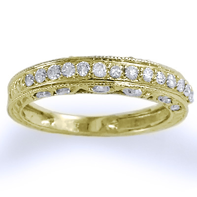 Pave-Set Diamond Wedding Ring in 14k Yellow Gold