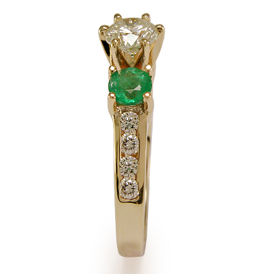 Emerald Diamond thee stone ring 14k GOLD