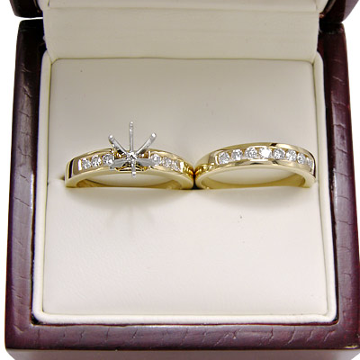 14k Gold Diamond Engagement Ring