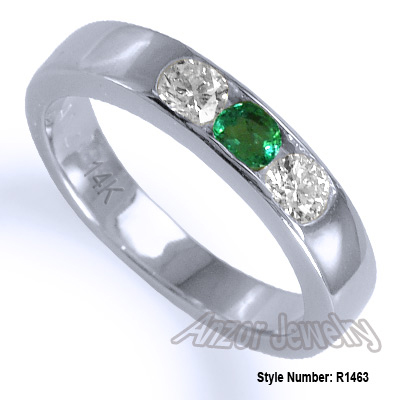 14k Gold Diamond & Emerald Wedding Band