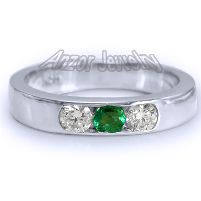 14k Gold Diamond & Emerald Wedding Band