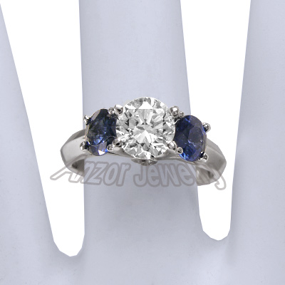 White and Blue Sapphire Diamond Ring 18k