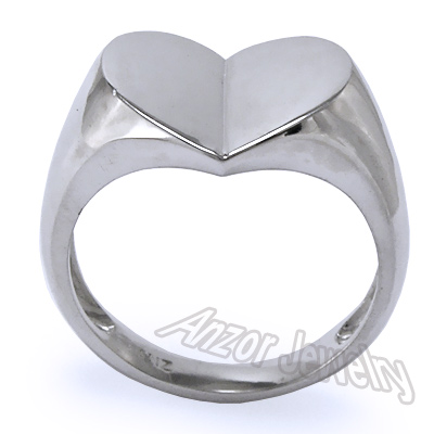 14k Gold Heart Shaped Ring from anzor