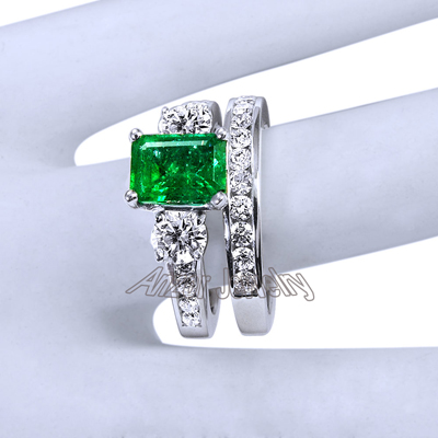 18k Gold Emerald Diamond Engagement Ring Set