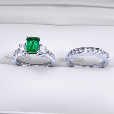18k Gold Emerald Diamond Engagement Ring Set