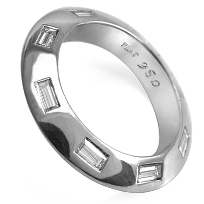 Platinum Diamond Knife Edge Wedding Band Ring
