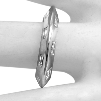 Platinum Diamond Knife Edge Wedding Band Ring
