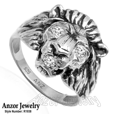 Men's Lion diamond Ring in sterling Silver