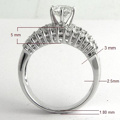 18k Gold Diamond Engagement Ring