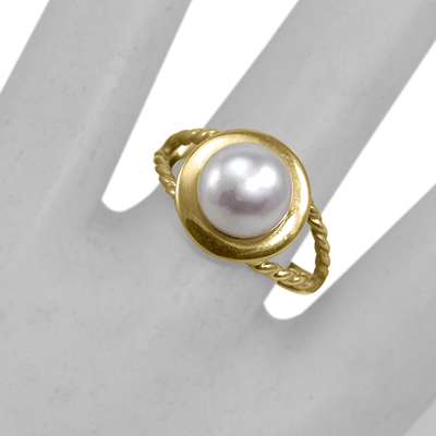 14k Solid Gold Design Genuine white Pearl Ring
