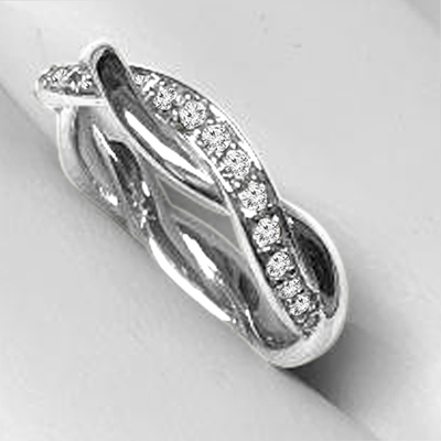 18k Gold Diamond Prong setting Wedding Band
