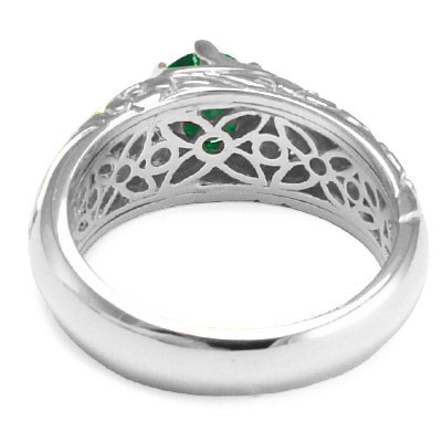 Men's 18k White Gold Emerald ROCOCO design Ring