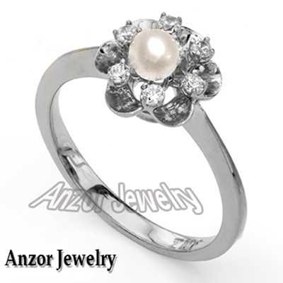 14K Gold Genuine Pearl and Diamond Ring