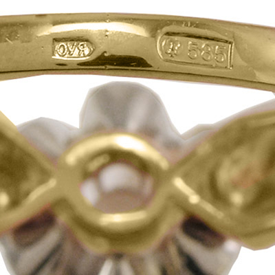 14k Gold Lab Grown Diamond Tulpan Ring