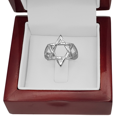 Star of David Ring in 14K