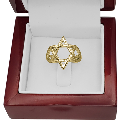 Star of David Ring in 14K yellow gold
