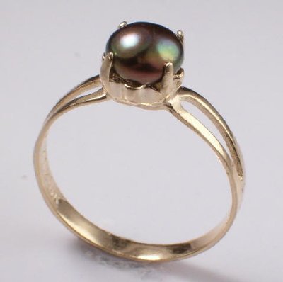 14k solid Gold Black Pearl Ring