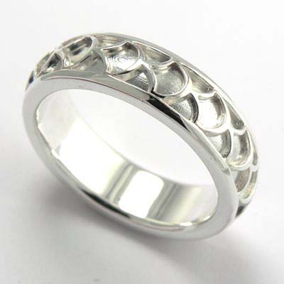 14k Gold Celtic Wedding Band