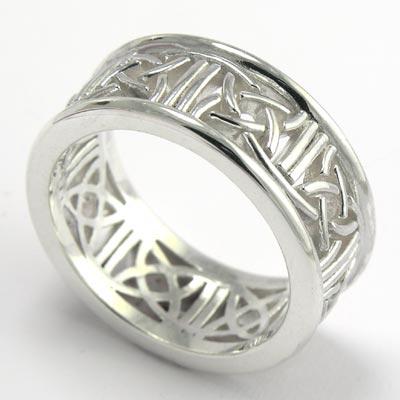 14k Gold Celtic Knot Band