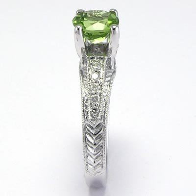 18k Gold Peridot Diamond Ring
