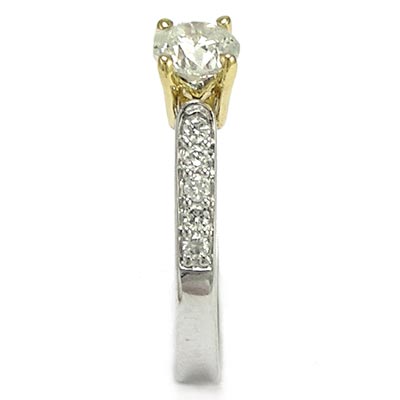 18k White Gold Diamond Ring
