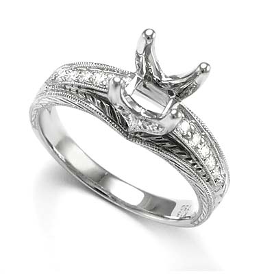 18k White Gold Diamond Ring
