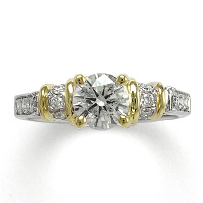 18K White Gold Diamond Ring
