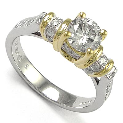 18K White Gold Diamond Ring