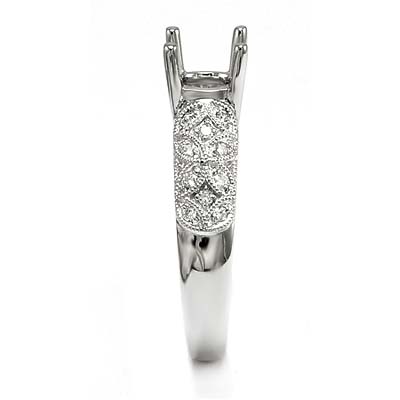 18k White Gold Diamond Engagement ring