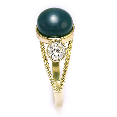 14k Yellow Gold Green Onyx and CZ Ring