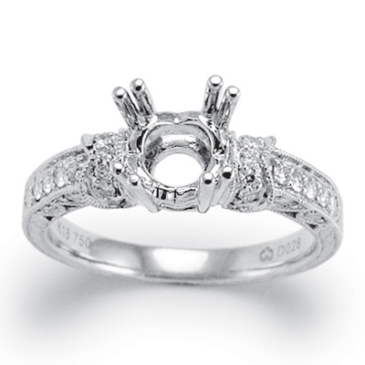 18k White Gold Diamond Engagement Ring