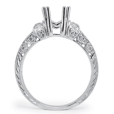 18k White Gold Diamond Engagement Ring